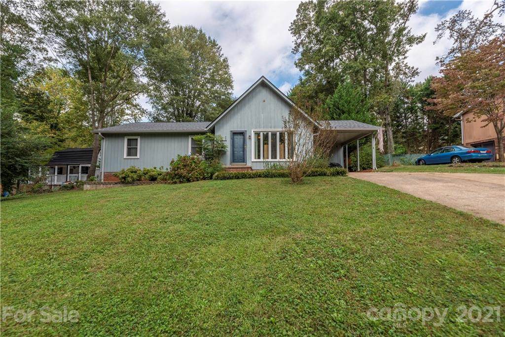 902 Westbrook Drive - Photo 1