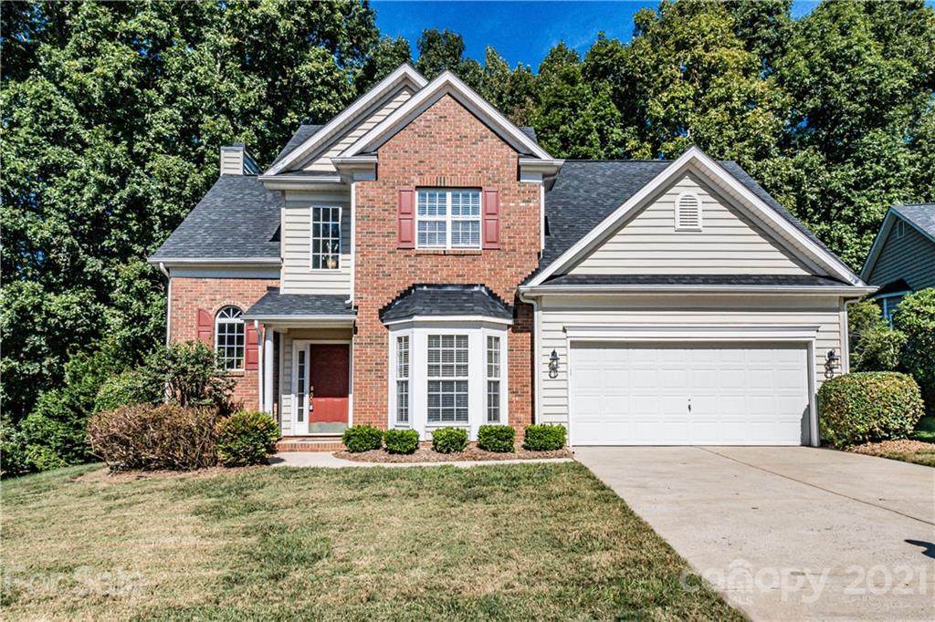 3002 Glen Summit Drive - Photo 1
