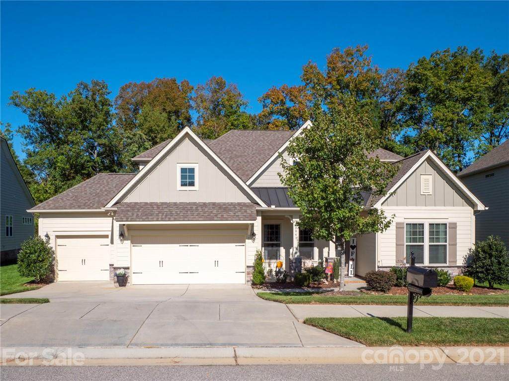 3004 Dunwoody Drive - Photo 1