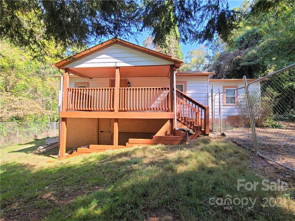 2 Arbutus Road - Photo 1