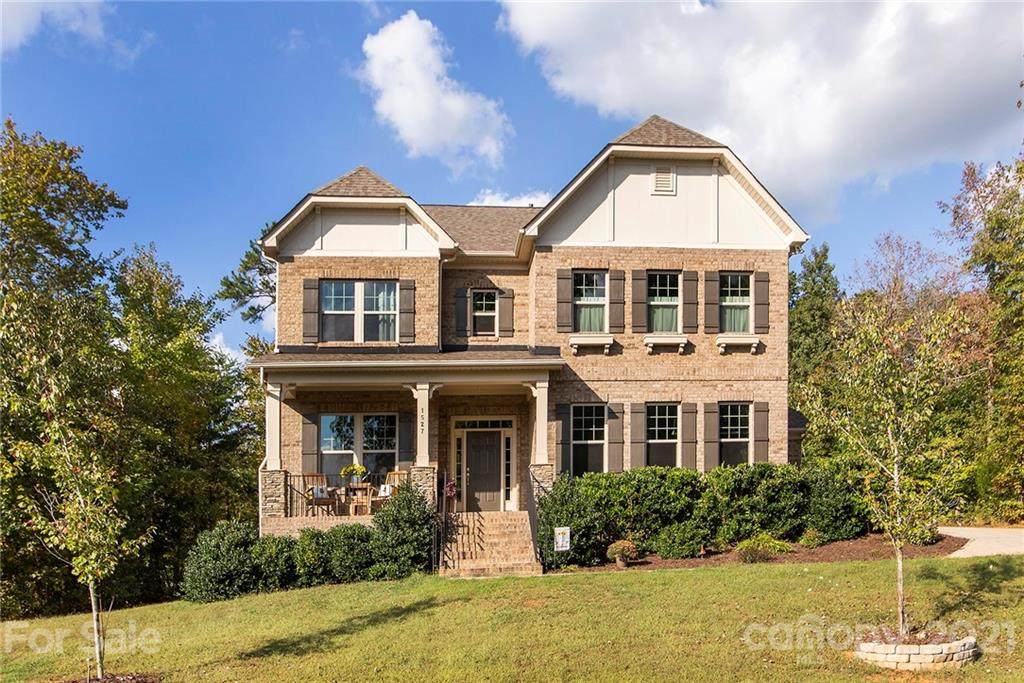 1527 Green Leaf Lane - Photo 1