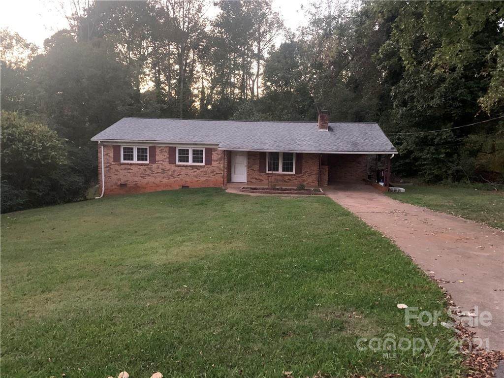 302 Kimberlee Drive - Photo 1