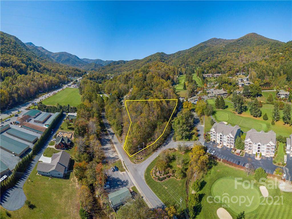 000 Country Club Drive - Photo 1