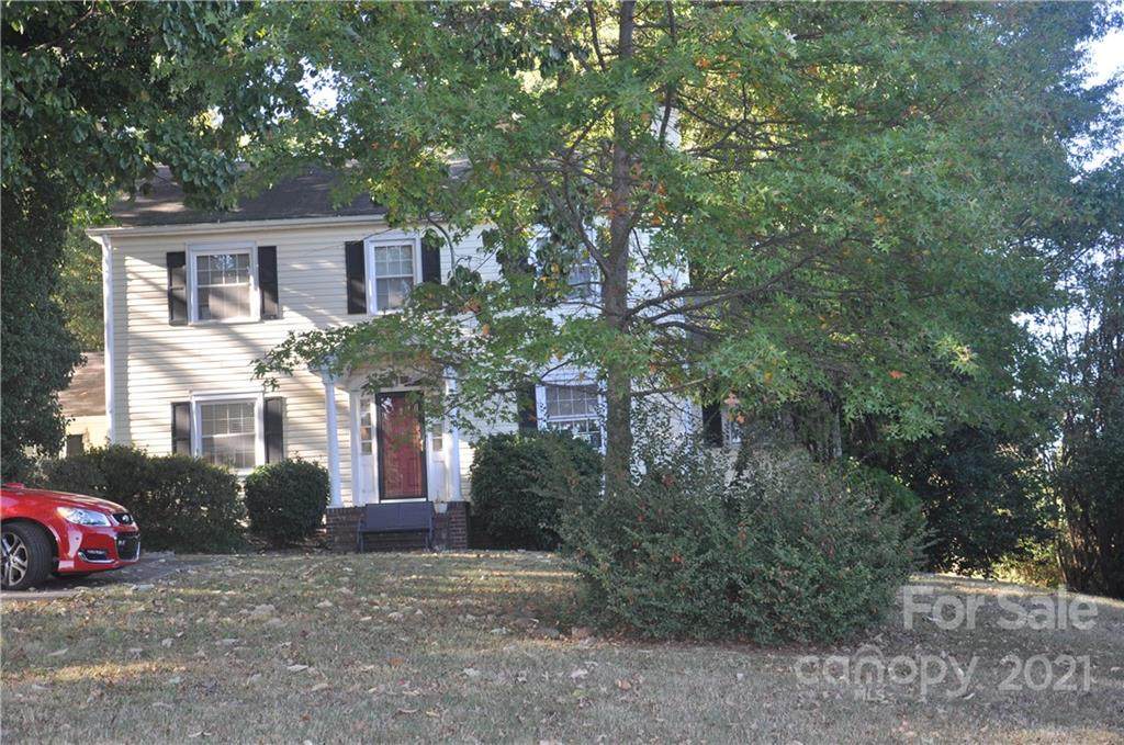 2008 Country Club Road - Photo 1