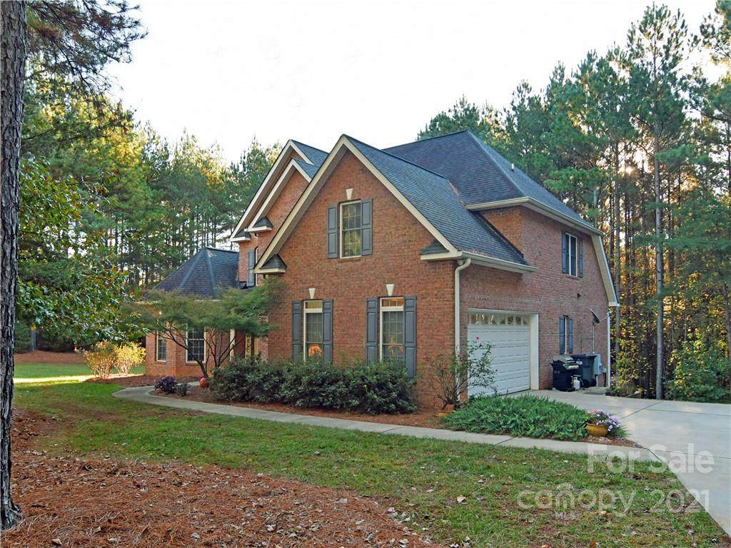 343 Stewart Rock Road - Photo 1