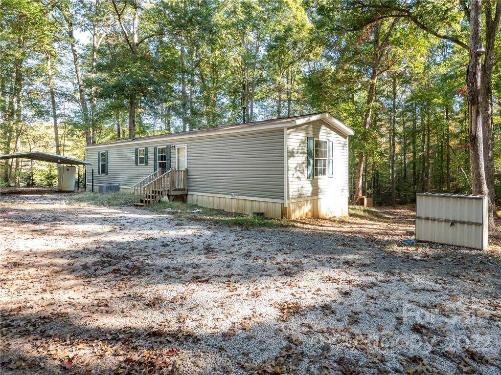 367 Patriots Way - Photo 1