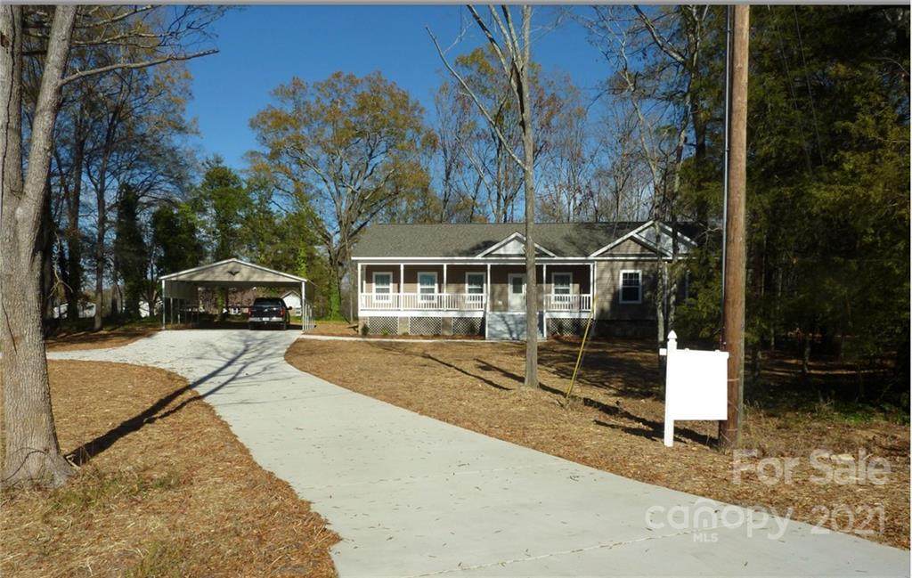 220 Simpson Circle - Photo 1
