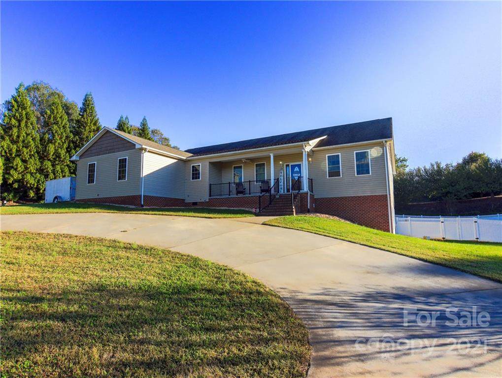 101 Horizon Court - Photo 1