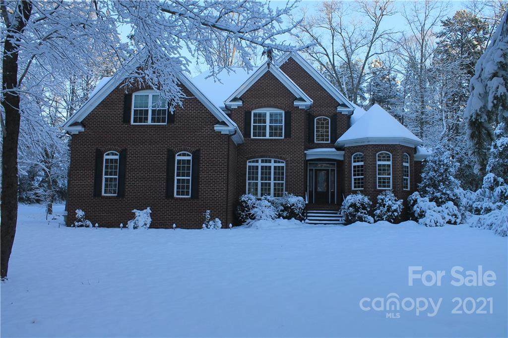 116 Summer Lake Drive - Photo 1