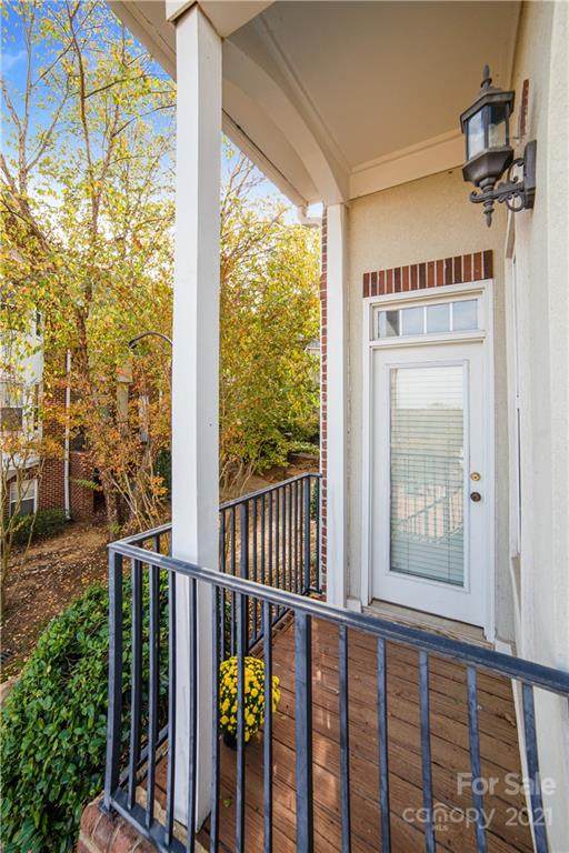 11007 Kingston Place Drive - Photo 1