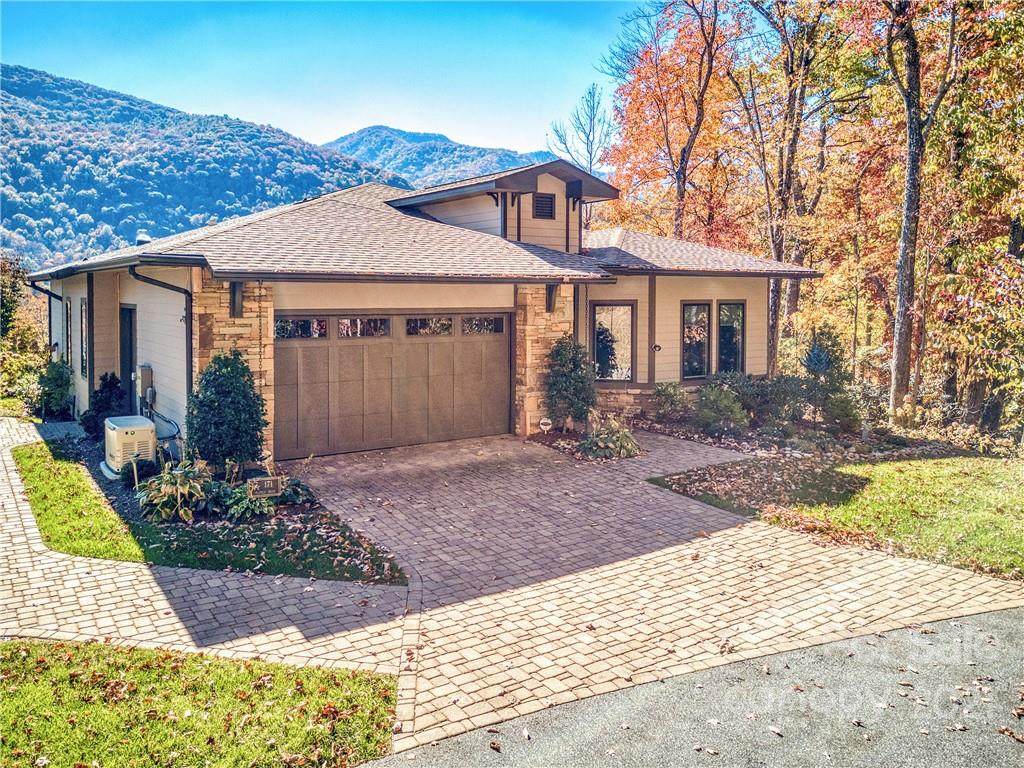 171 Plateau Drive - Photo 1