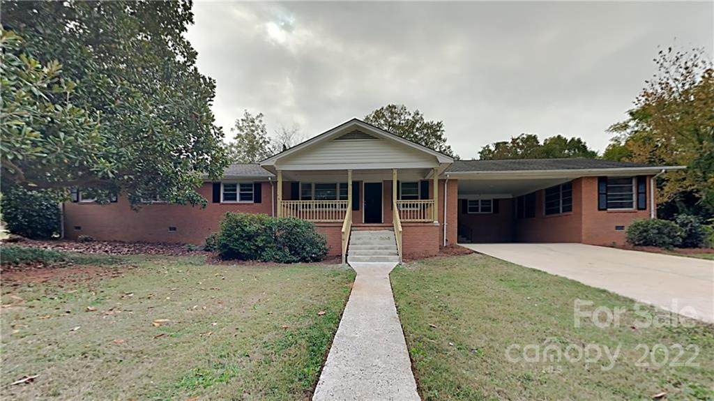700 Glendale Drive - Photo 1