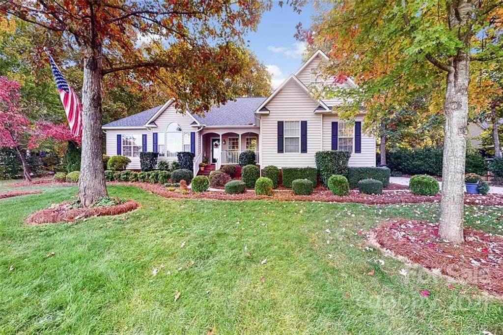 1042 Jasmine Circle - Photo 1