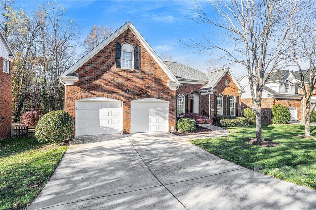 1402 Holly Ridge Drive - Photo 1