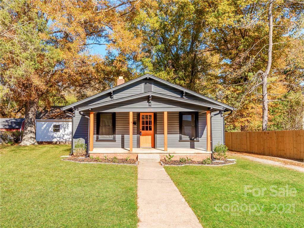 819 10th Avenue - Photo 1
