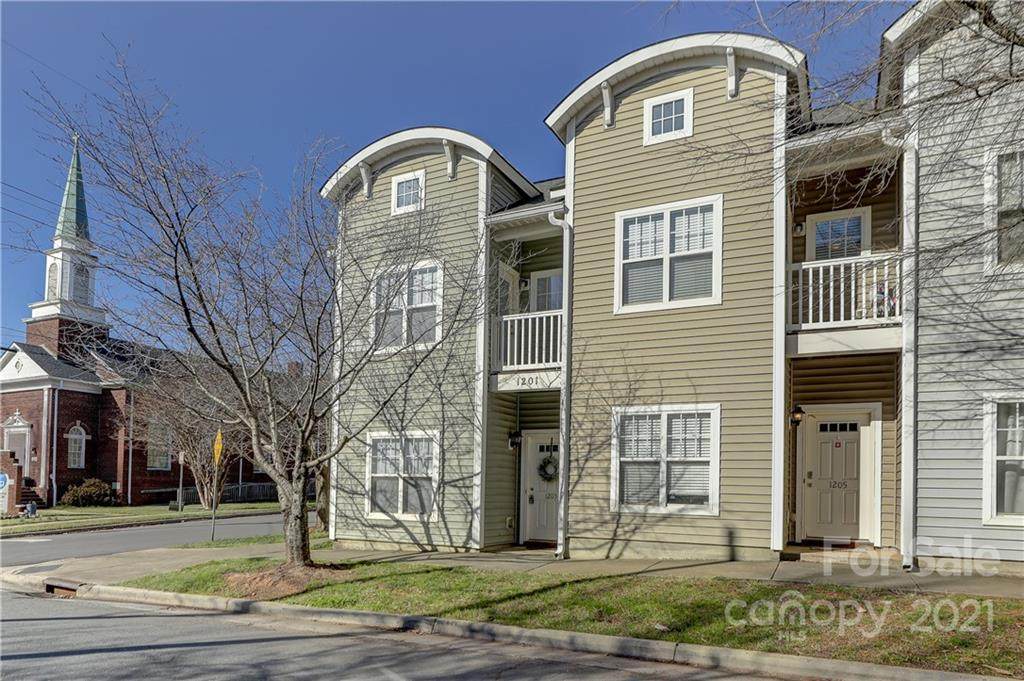 1203 Caldwell Street - Photo 1