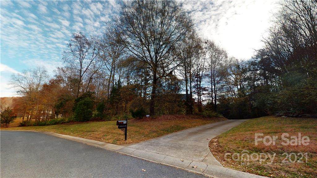 706 Evans Manor Drive - Photo 1