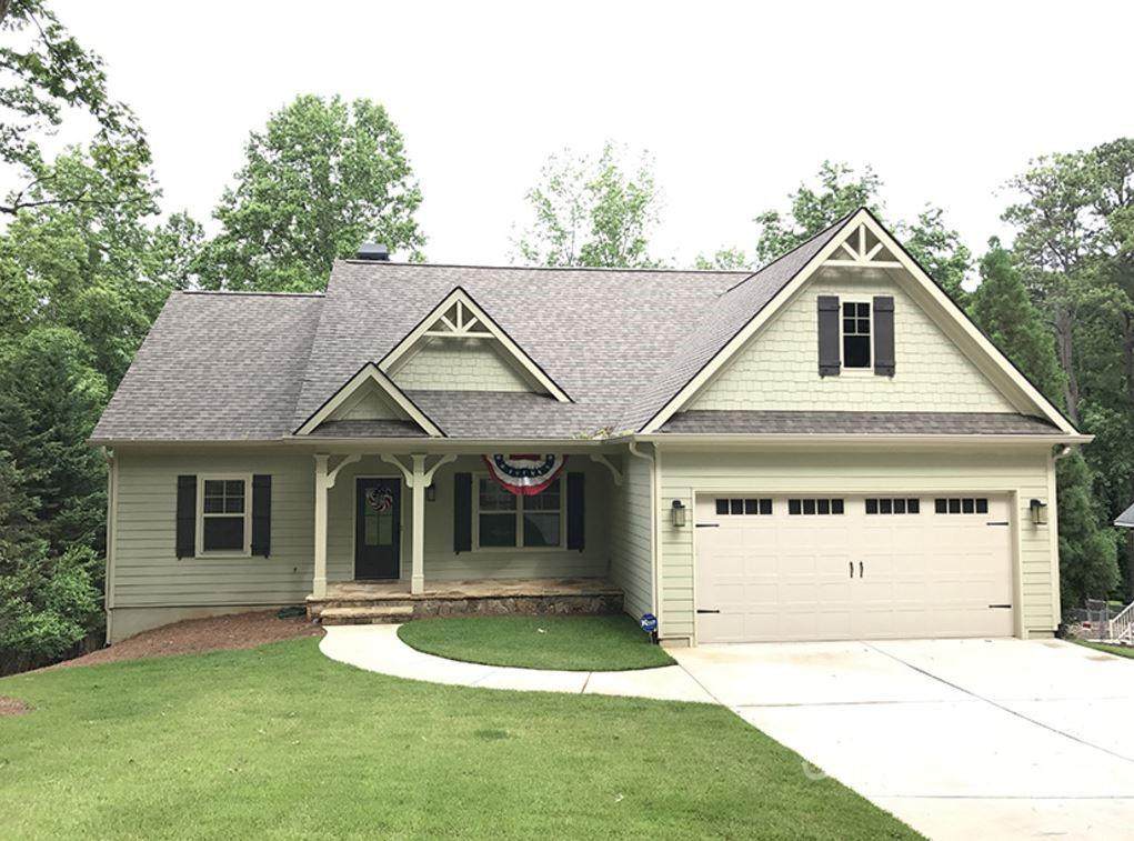595 Foxwood Drive - Photo 1
