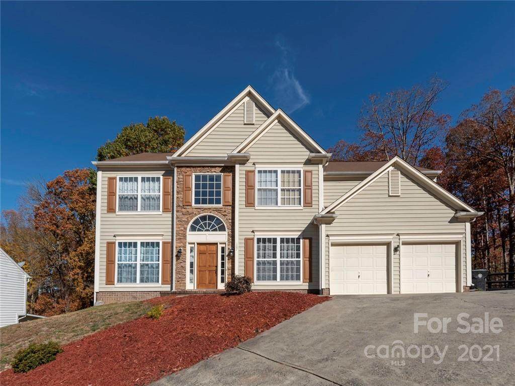 107 Alameda Circle - Photo 1