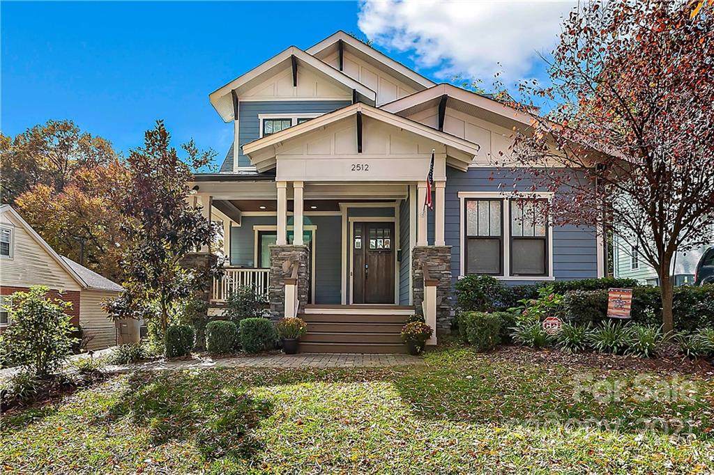 2512 Laburnum Avenue - Photo 1