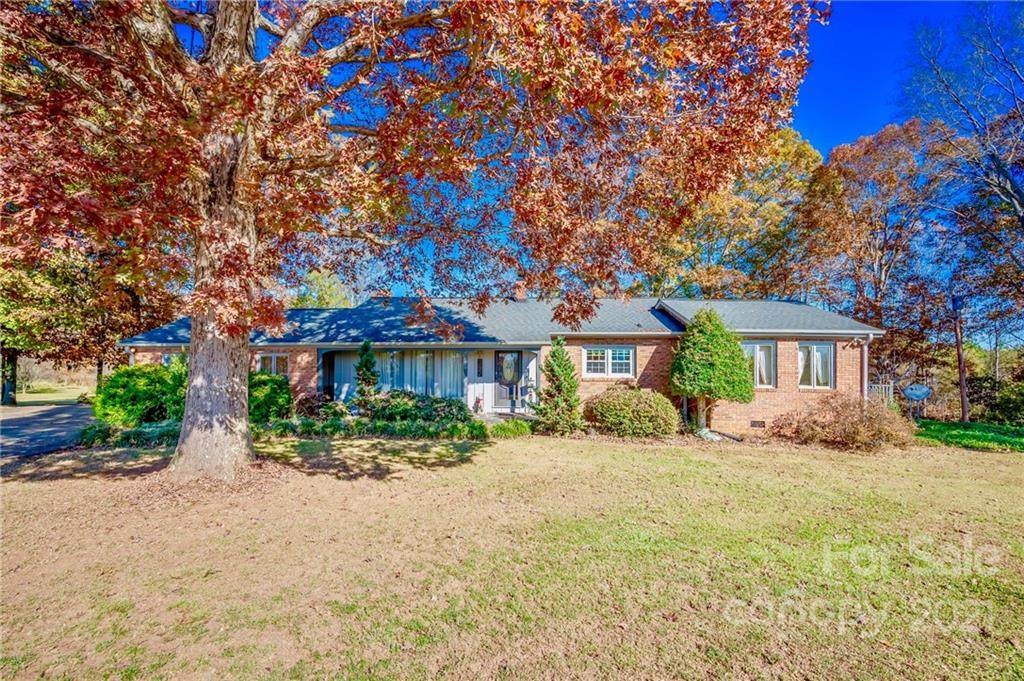 297 Dobbins Road - Photo 1