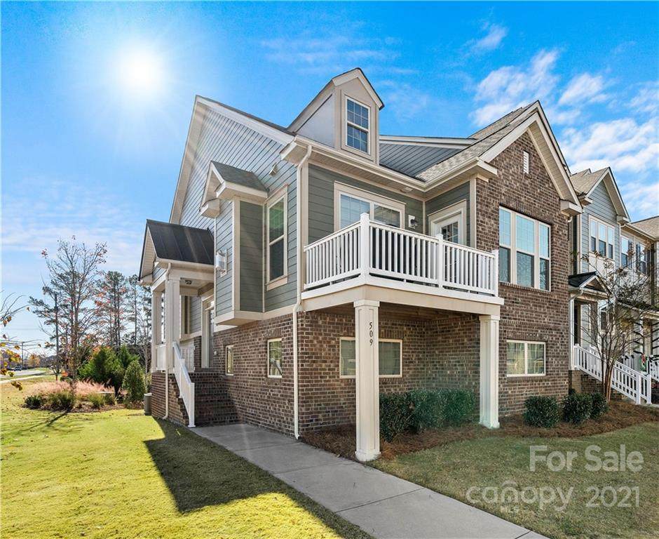 509 Dulaney Drive - Photo 1