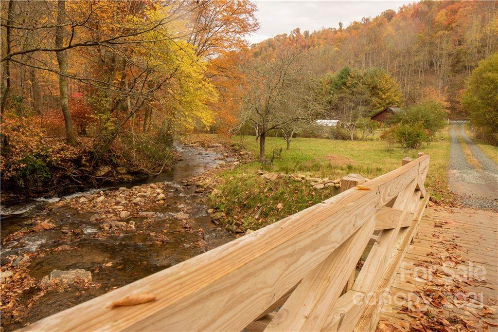 1280 Puncheon Fork Road - Photo 1