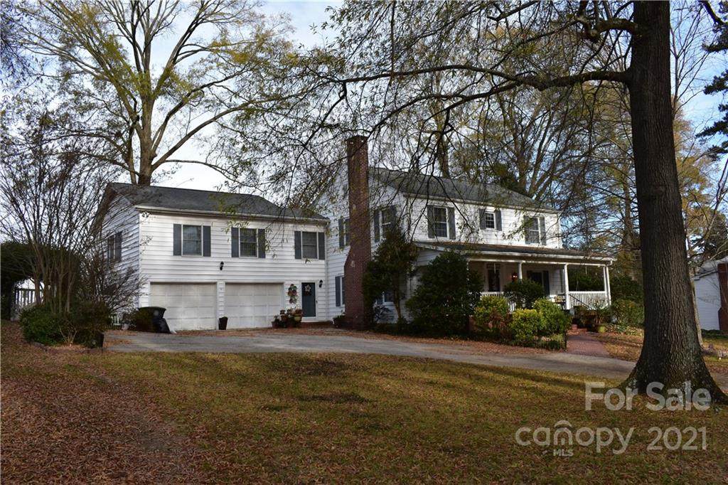 620 Caldwell Street - Photo 1