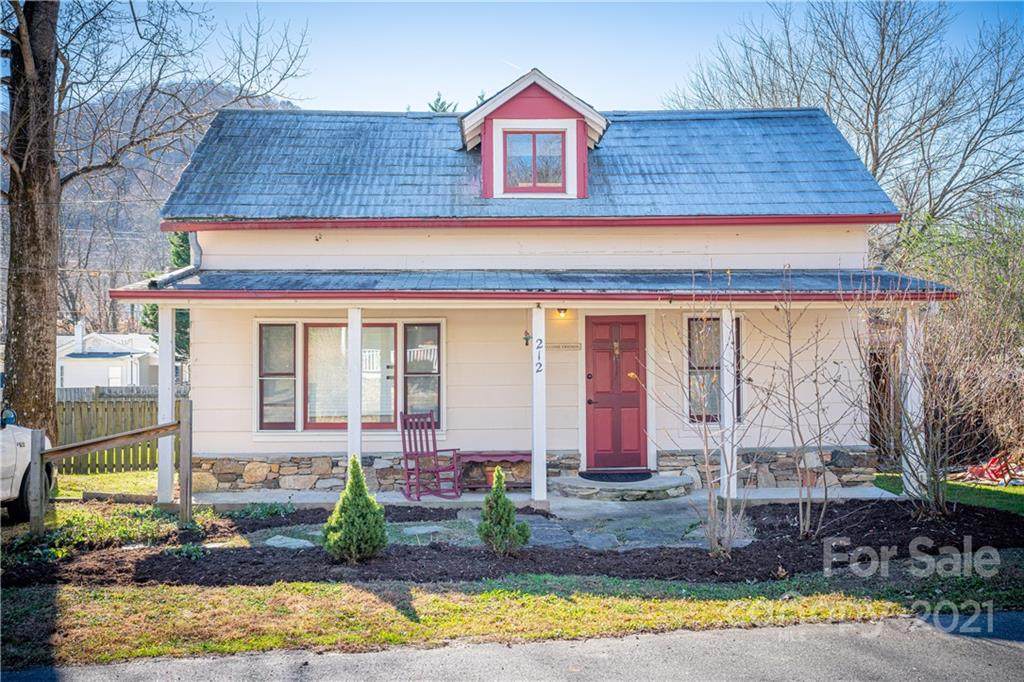 212 Ruby Avenue - Photo 1