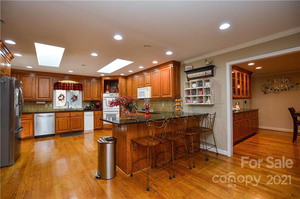 2077 Sowers Road - Photo 1