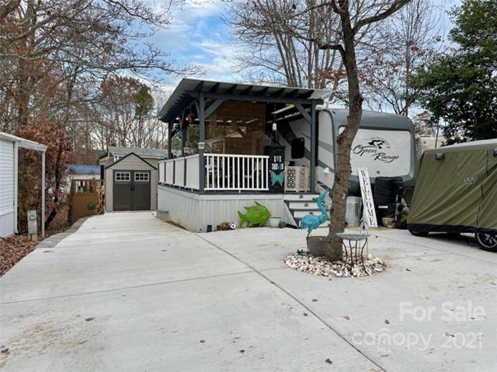 110 Pier Avenue - Photo 1