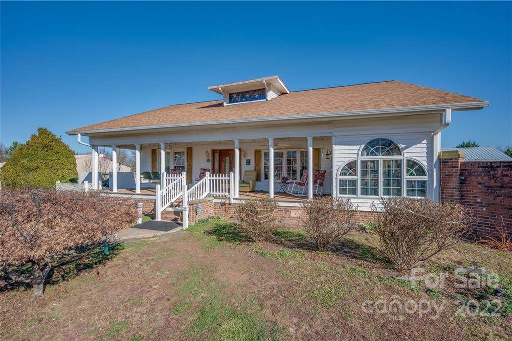 2411 Ellis Road - Photo 1