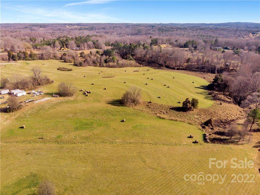 1318 Stony Point Road - Photo 1