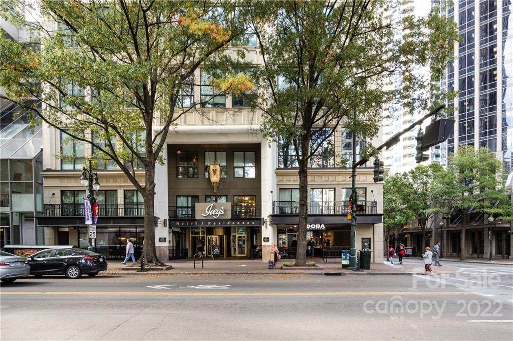 127 Tryon Street - Photo 1