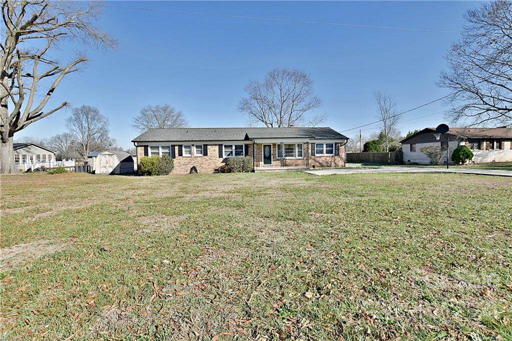 905 Blalock Drive - Photo 1