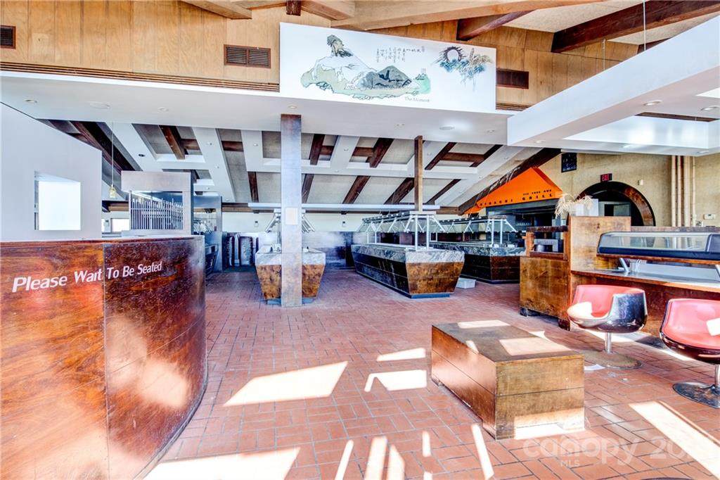 902 Union Road - Photo 1