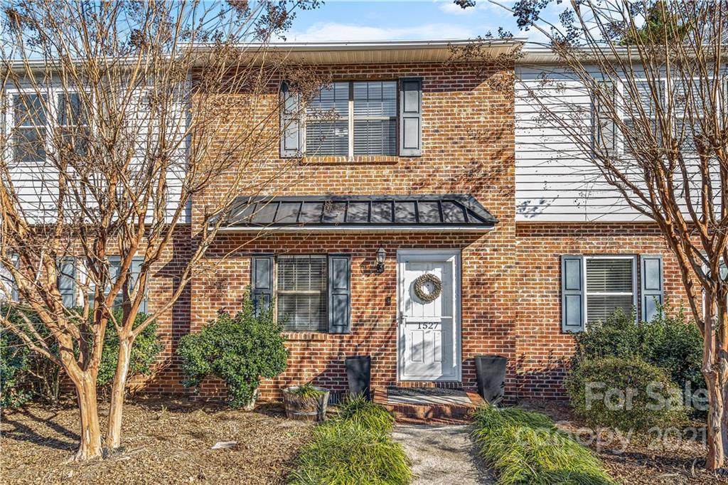 1527 South Point Road - Photo 1