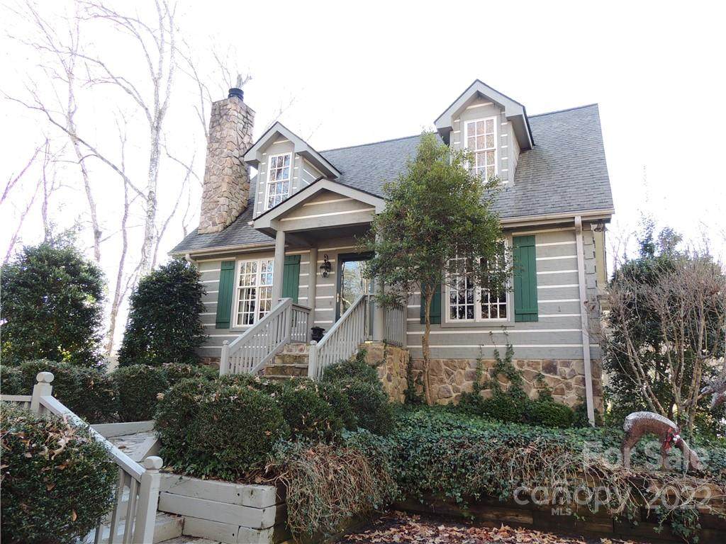 1539 River Crest Parkway - Photo 1