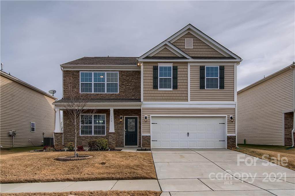 152 Cromwell Drive - Photo 1