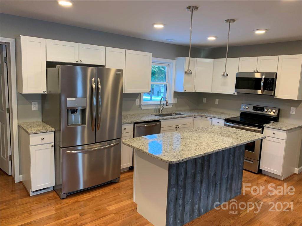 260 Lackey Farm Road - Photo 1