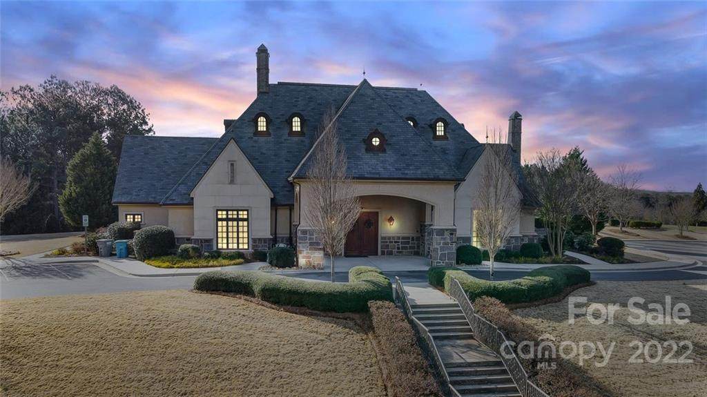 1300 Reflection Pointe Boulevard - Photo 1