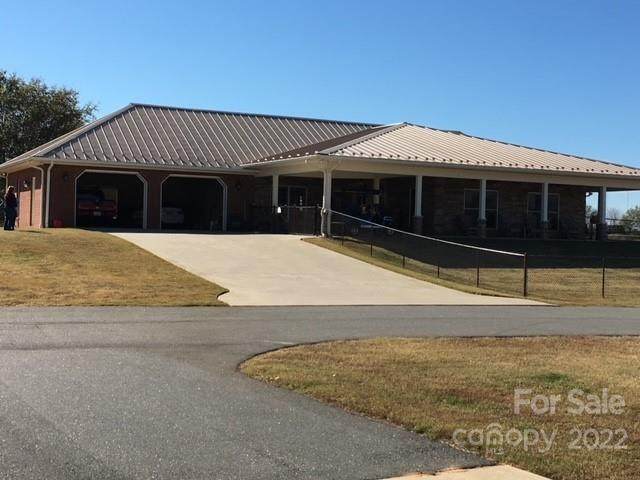 157 Airpark Drive - Photo 1