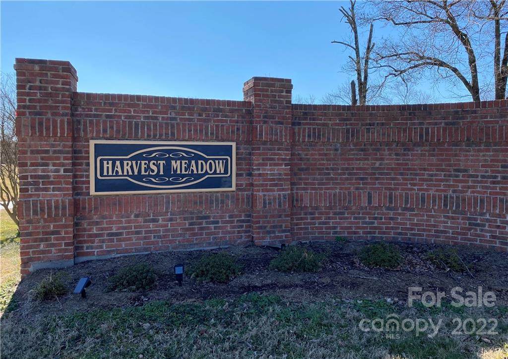 102 Harvest Meadow Drive - Photo 1