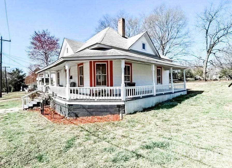 105 Epworth Street - Photo 1