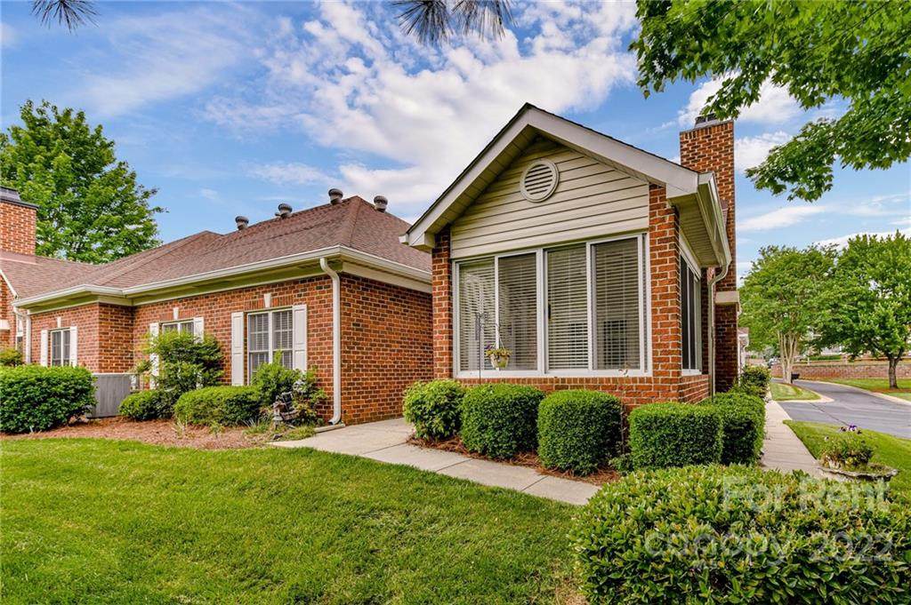 8629 Windsor Ridge Drive - Photo 1