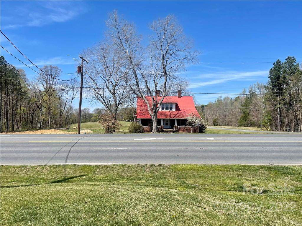1675 Main Street - Photo 1