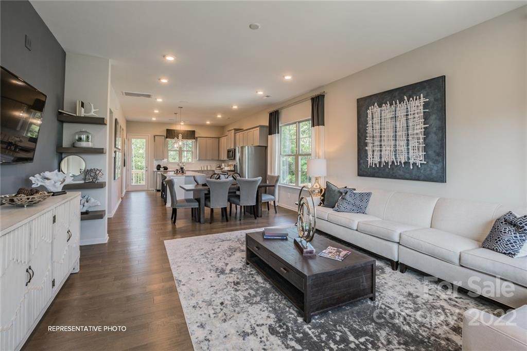 11043 Hemingway Place - Photo 1