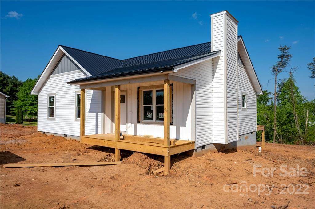 17 Douglas Drive - Photo 1