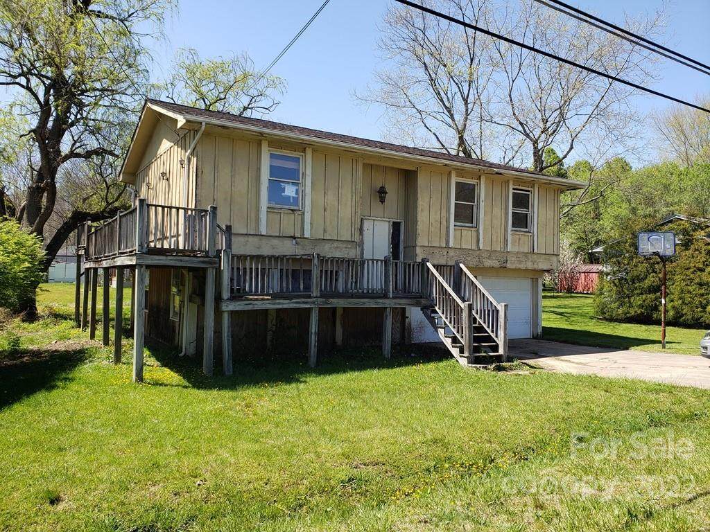 95 Spencer Street - Photo 1