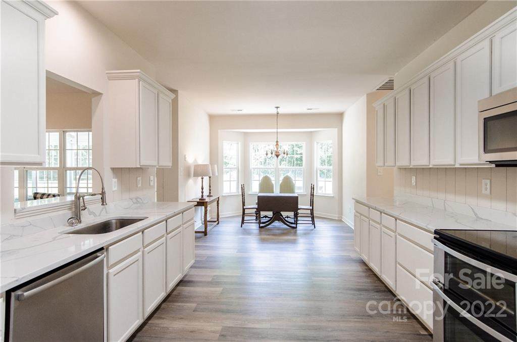 9552 Brief Road - Photo 1